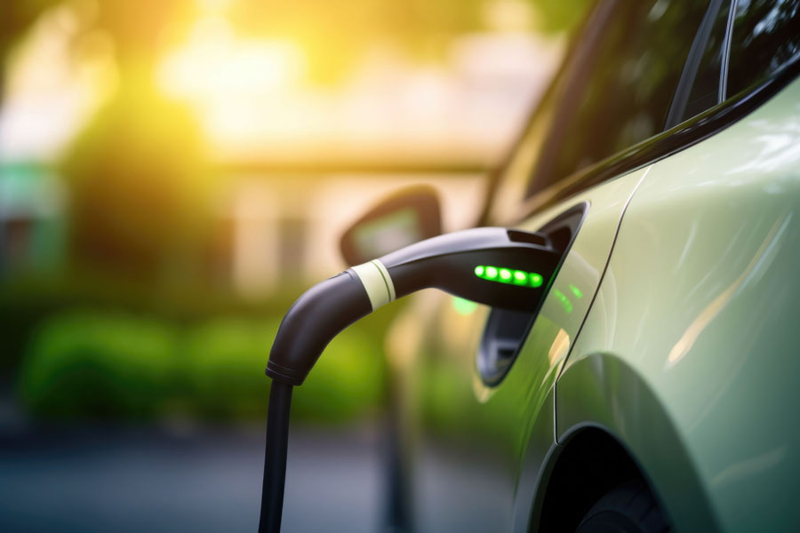 Avantages en nature « véhicule électrique » : le montant de l’abattement est revalorisé pour 2024